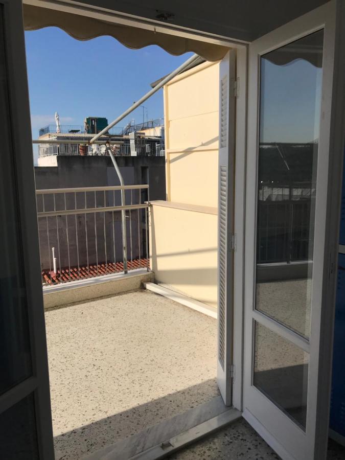 Habitación doble con baño privado y balcón